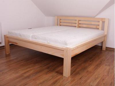 ADÉLA Dřevěná postel z masivu, bez úložného prostoru
